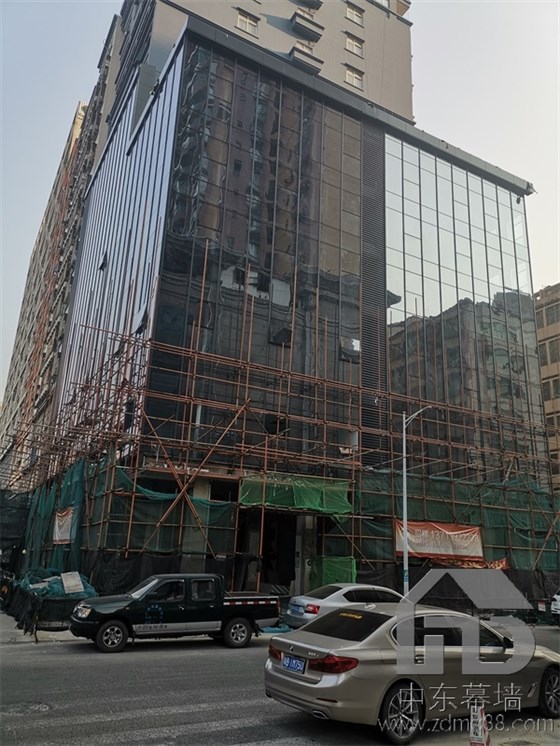 玻璃幕墻多少錢(qián)一平