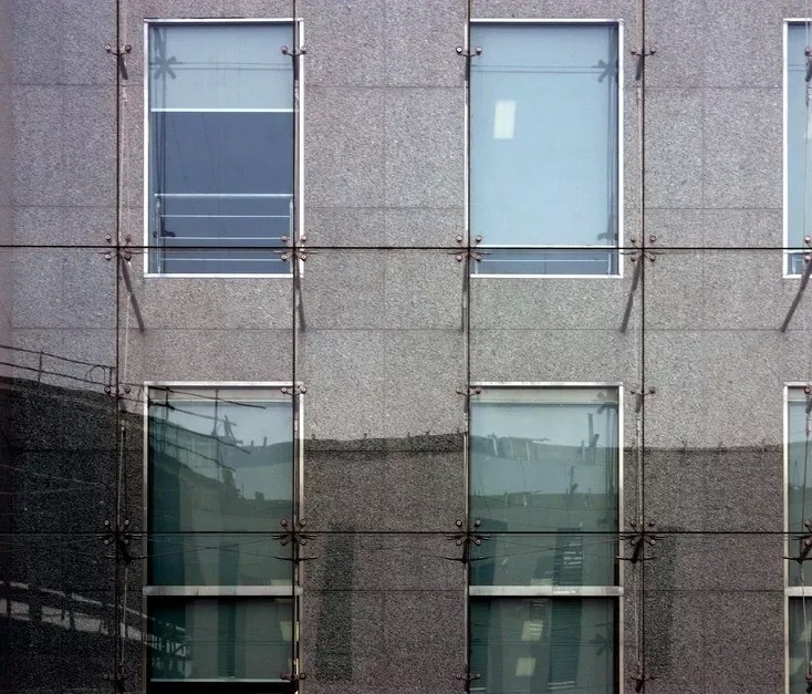 開放式雙層玻幕墻系統(tǒng)外層幕墻案例 開放式雙層玻幕墻系統(tǒng)外層幕墻案例