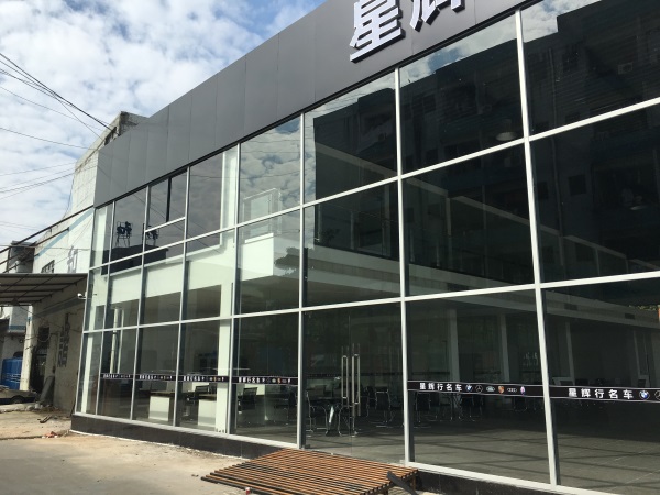 玻璃幕墻專業(yè)工程設(shè)計公司-中東幕墻！