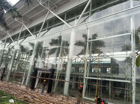 深圳玻璃幕墻安裝多少錢一平米？