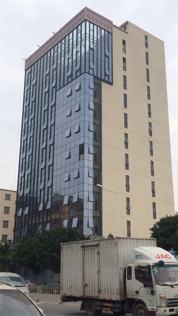 潮州玻璃幕墻多少錢(qián)一平方-中東幕墻 潮州玻璃幕墻多少錢(qián)一平方-中東幕墻