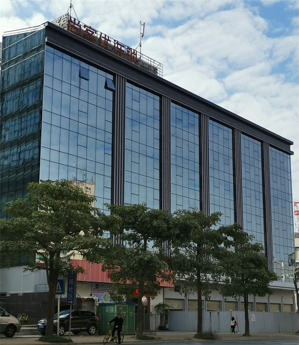 明框玻璃幕墻有什么特點(diǎn)？